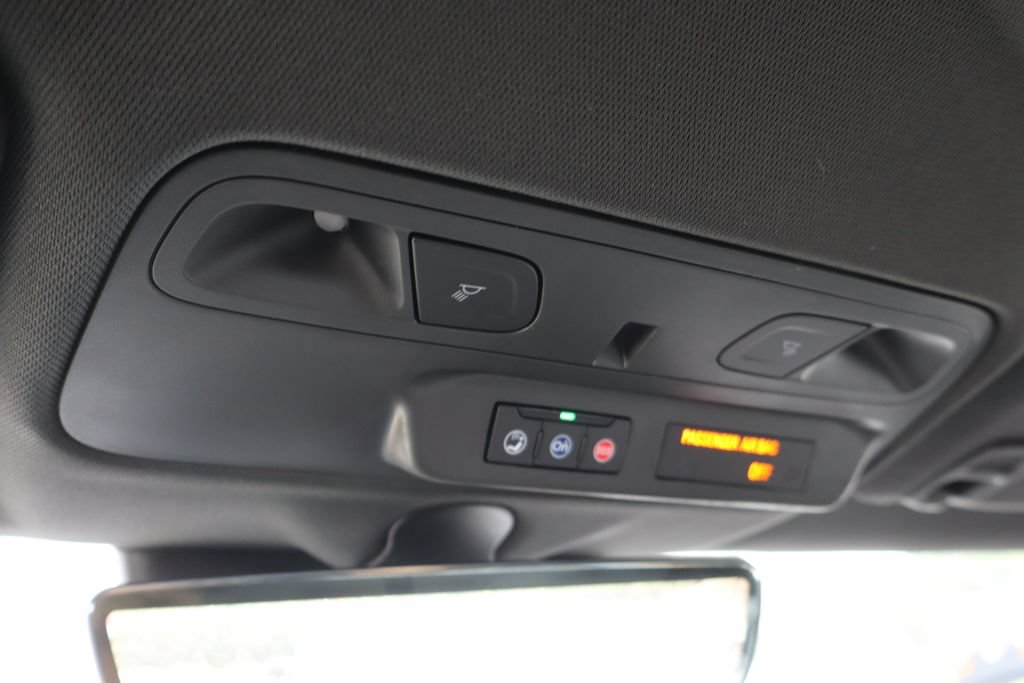Used 2022 Chevrolet Camaro ZL1 RWD image 20