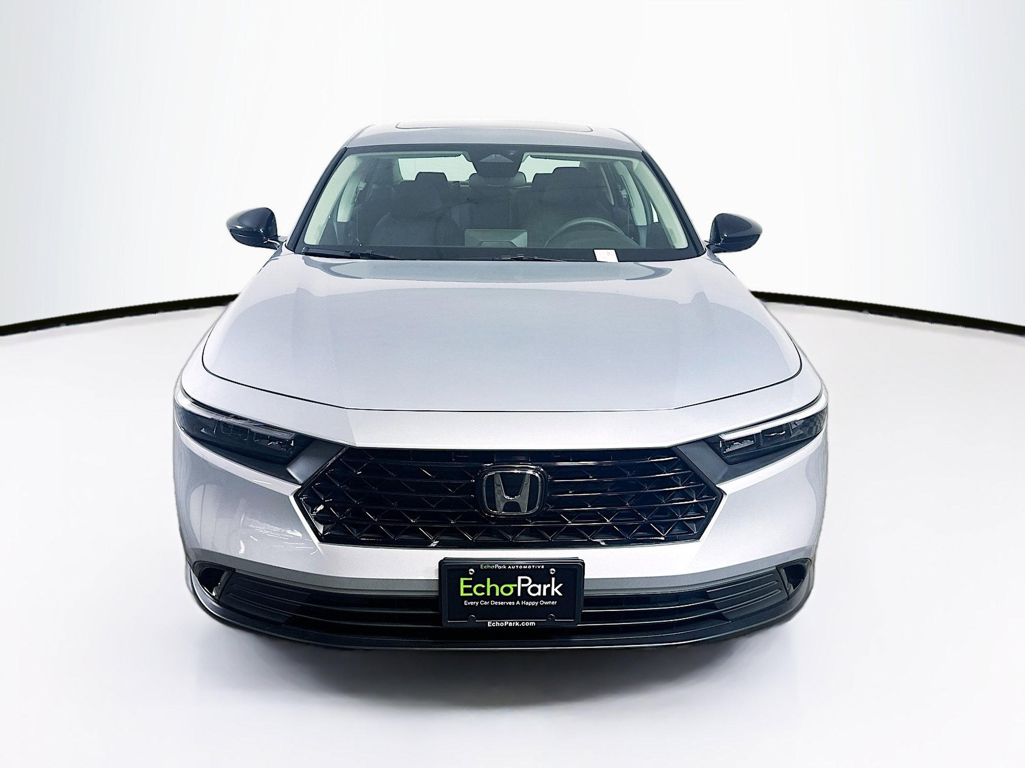 Used 2025 Honda Accord SE image 2