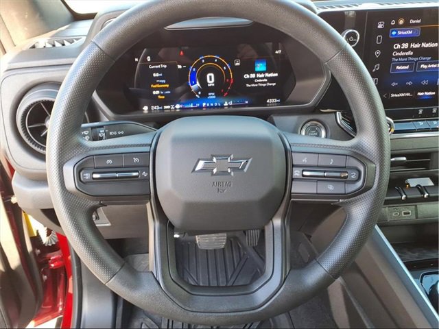 Used 2024 Chevrolet Colorado Trail Boss w/ Technology Package image 14