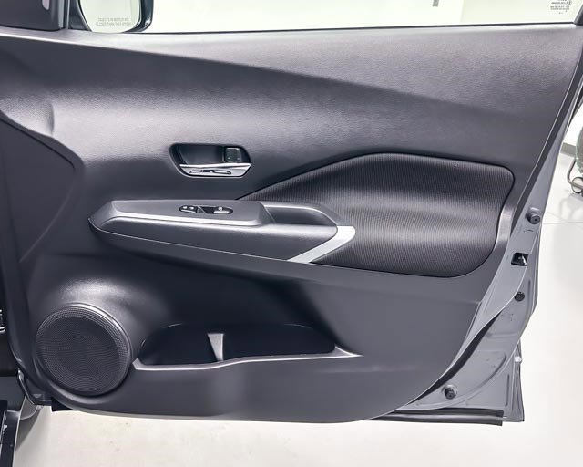 Used 2023 Nissan Kicks SV FWD image 16