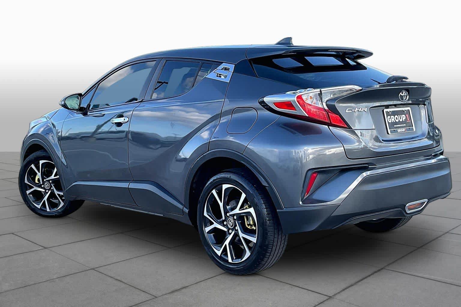 Used 2018 Toyota C-HR XLE FWD image 10