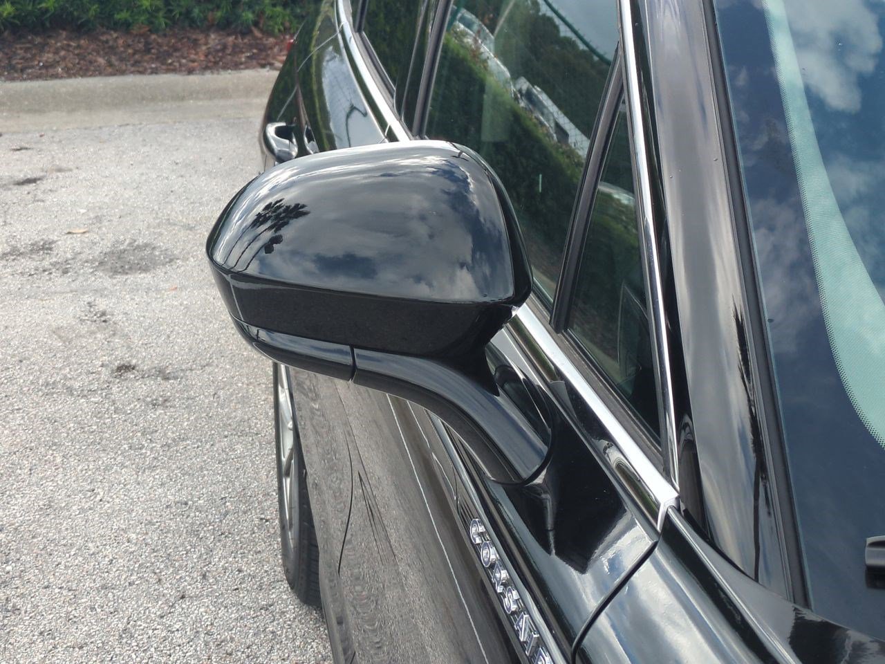 Used 2025 Lincoln Corsair Grand Touring image 13