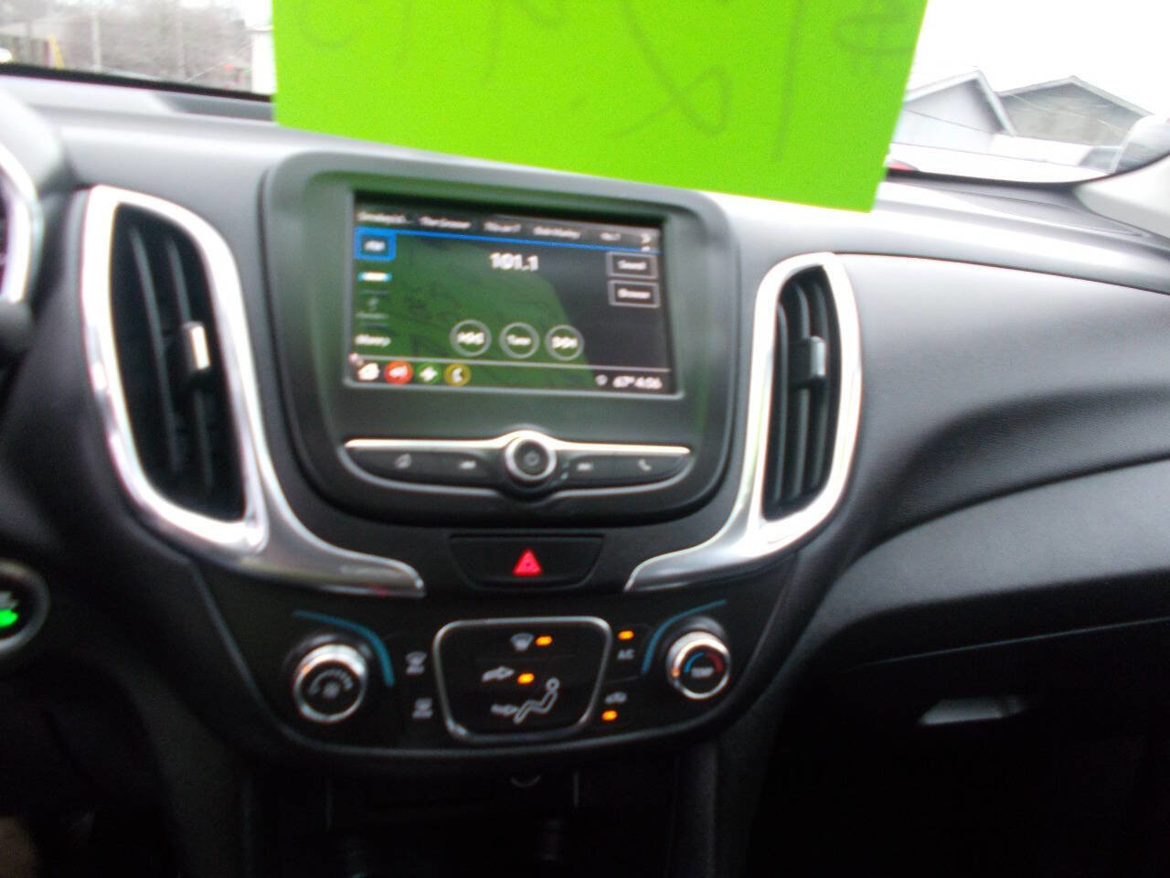 Used 2019 Chevrolet Equinox LT image 14