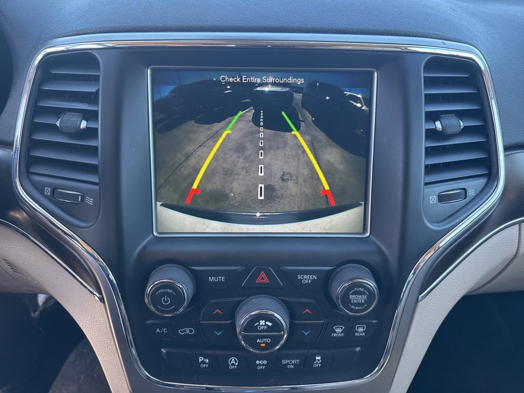 Used 2018 Jeep Grand Cherokee Limited w/ Luxury Group II image 27