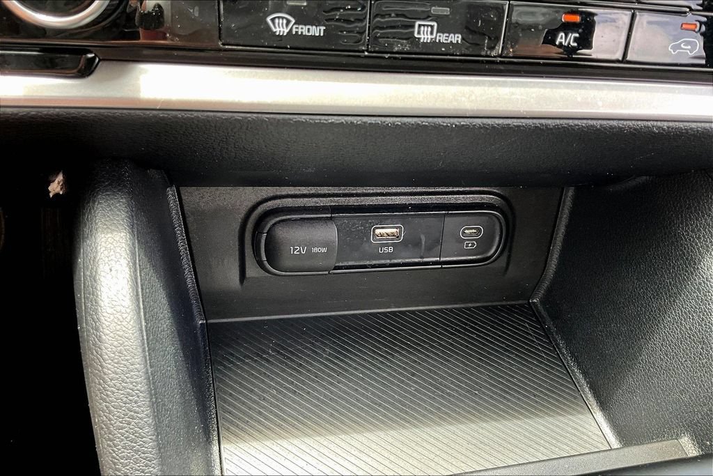 Used 2025 Kia Sportage LX FWD image 16