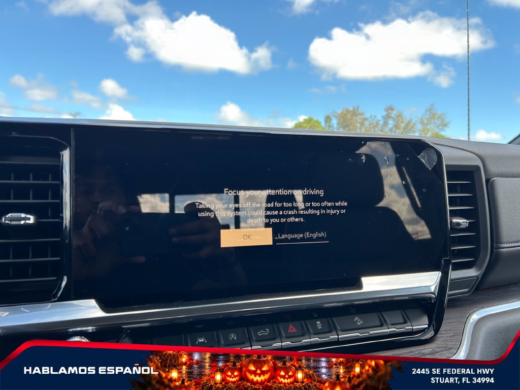 New 2026 GMC Sierra 1500 SLT w/ SLT Premium Package AWD/4WD image 30