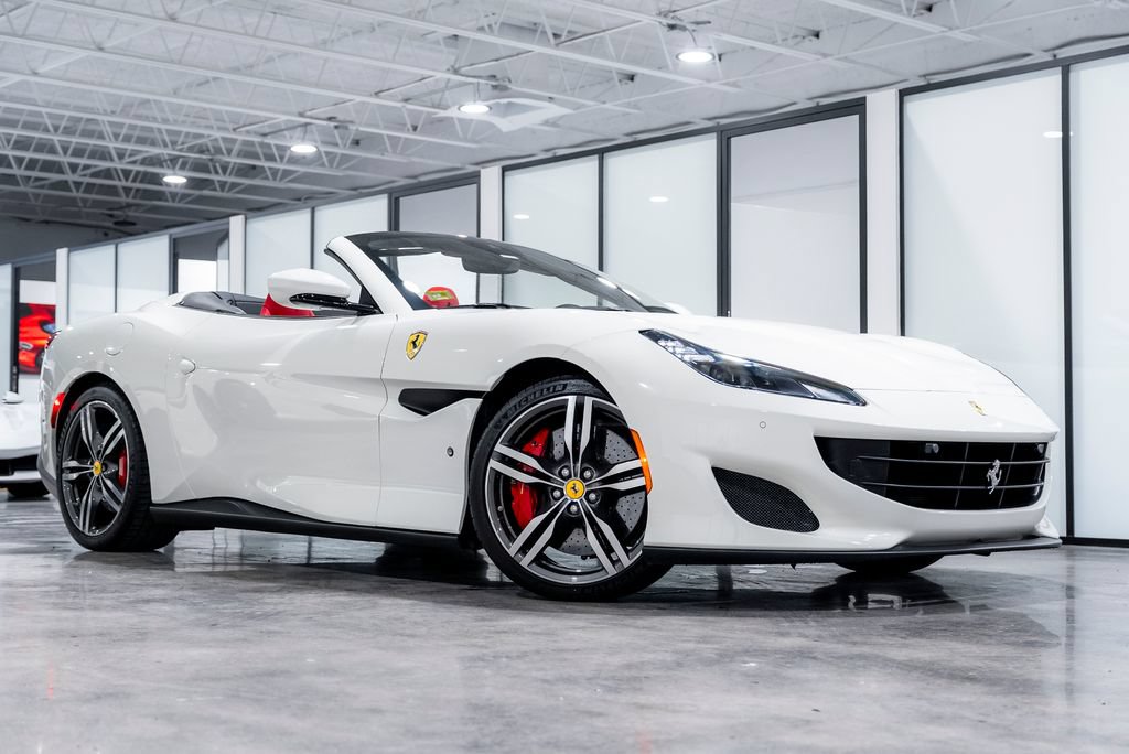 Used 2020 Ferrari Portofino RWD image 7