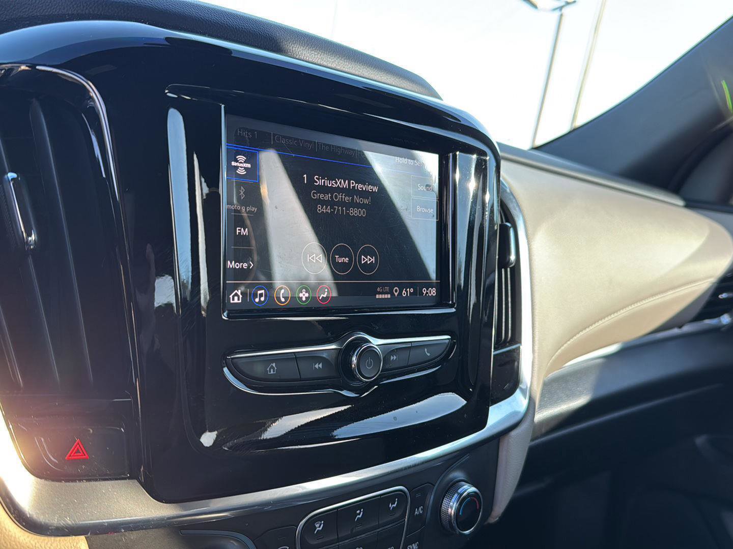 Used 2022 Chevrolet Traverse LS image 21