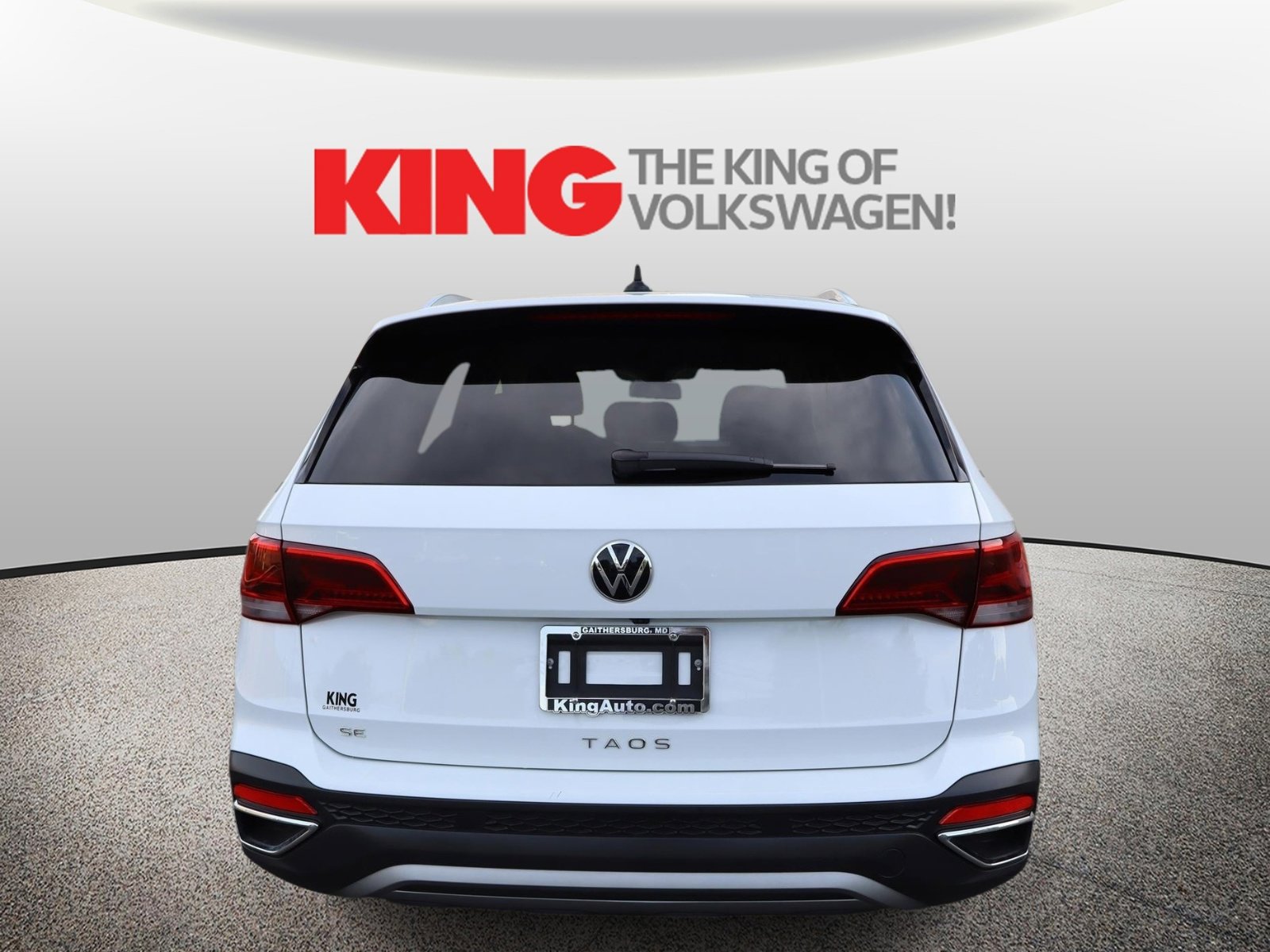Certified 2022 Volkswagen Taos SE image 4