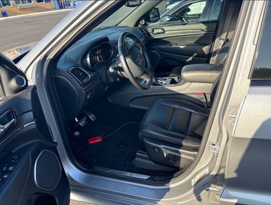 Used 2021 Jeep Grand Cherokee High Altitude RWD image 6