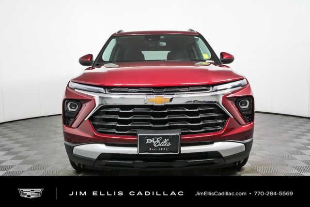 Used 2025 Chevrolet TrailBlazer LT AWD/4WD image 30