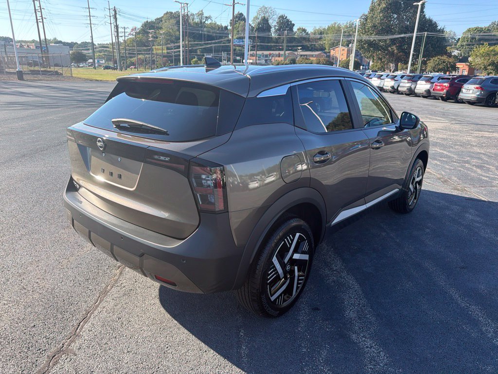 Used 2026 Nissan Kicks SV FWD image 9