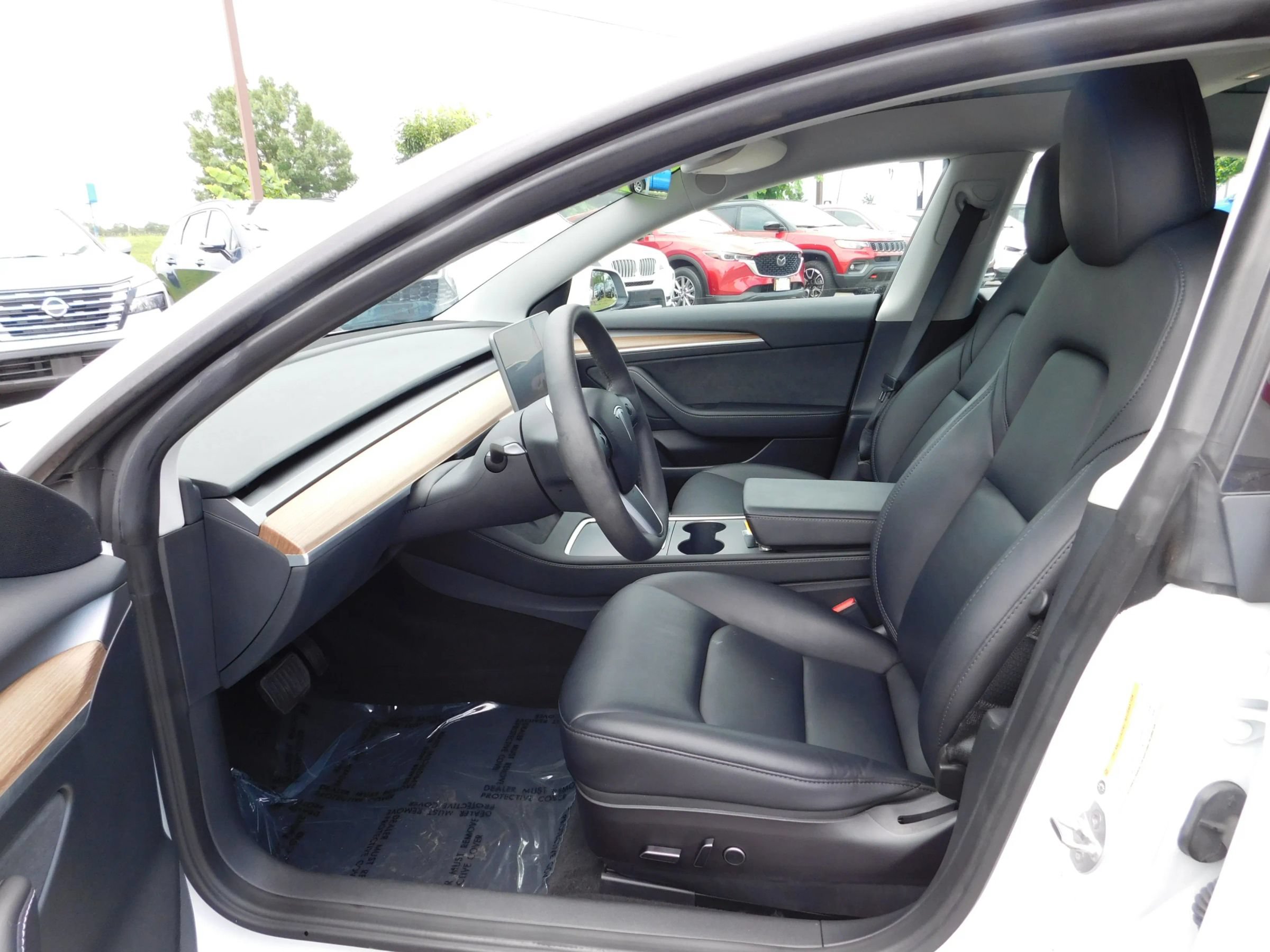 Used 2023 Tesla Model 3 Standard Range RWD image 14