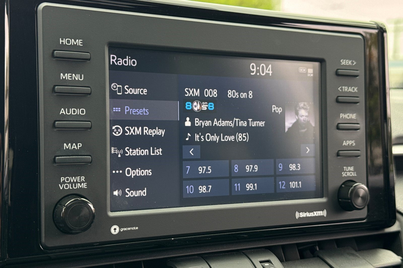 Used 2022 Toyota RAV4 XLE Premium AWD/4WD image 20