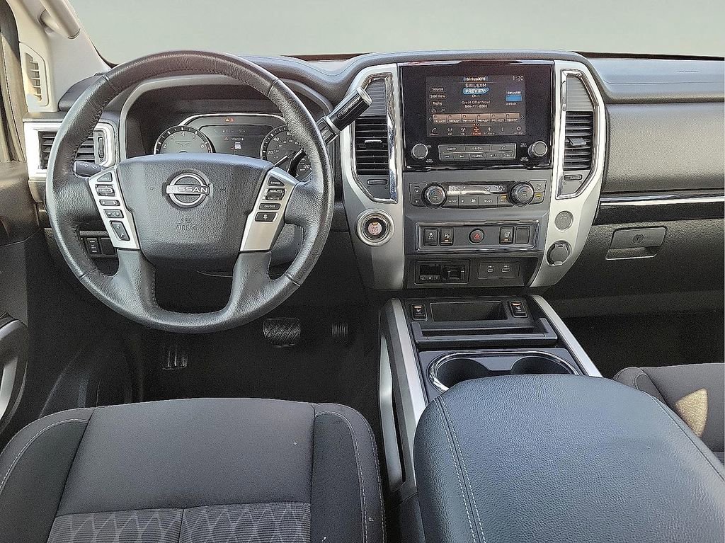 Used 2024 Nissan Titan SV w/ SV Convenience Package image 10