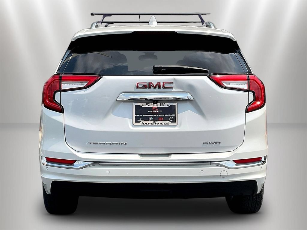 Used 2023 GMC Terrain Denali w/ Denali Premium Package AWD/4WD image 5