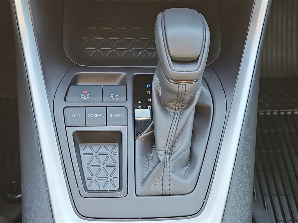 Used 2024 Toyota RAV4 LE image 16