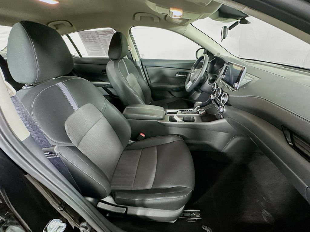 Certified 2024 Nissan Sentra SV FWD image 33