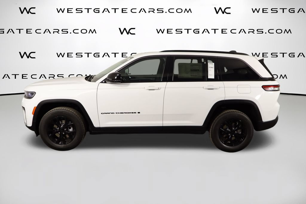 New 2026 Jeep Grand Cherokee Altitude AWD/4WD image 5
