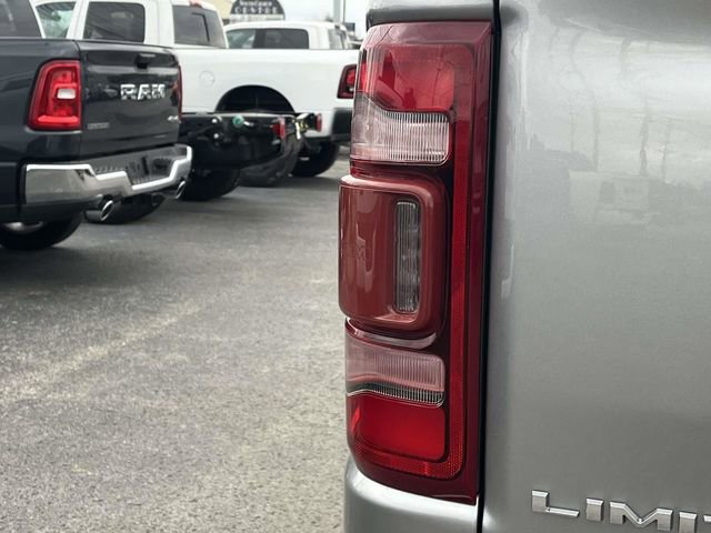Used 2022 RAM 1500 Limited image 10