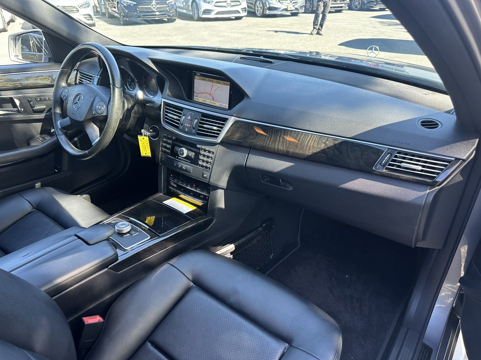 Used 2010 Mercedes-Benz E 350 Sedan image 19