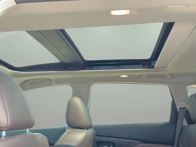 Used 2024 Nissan Murano Platinum w/ Cargo Package FWD image 16