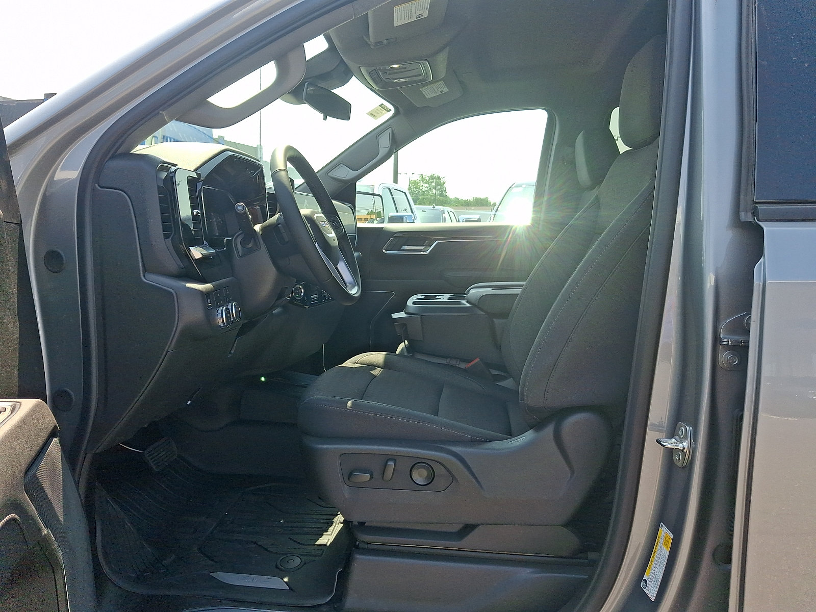 New 2026 GMC Sierra 1500 Elevation w/ Elevation Select Package AWD/4WD image 6