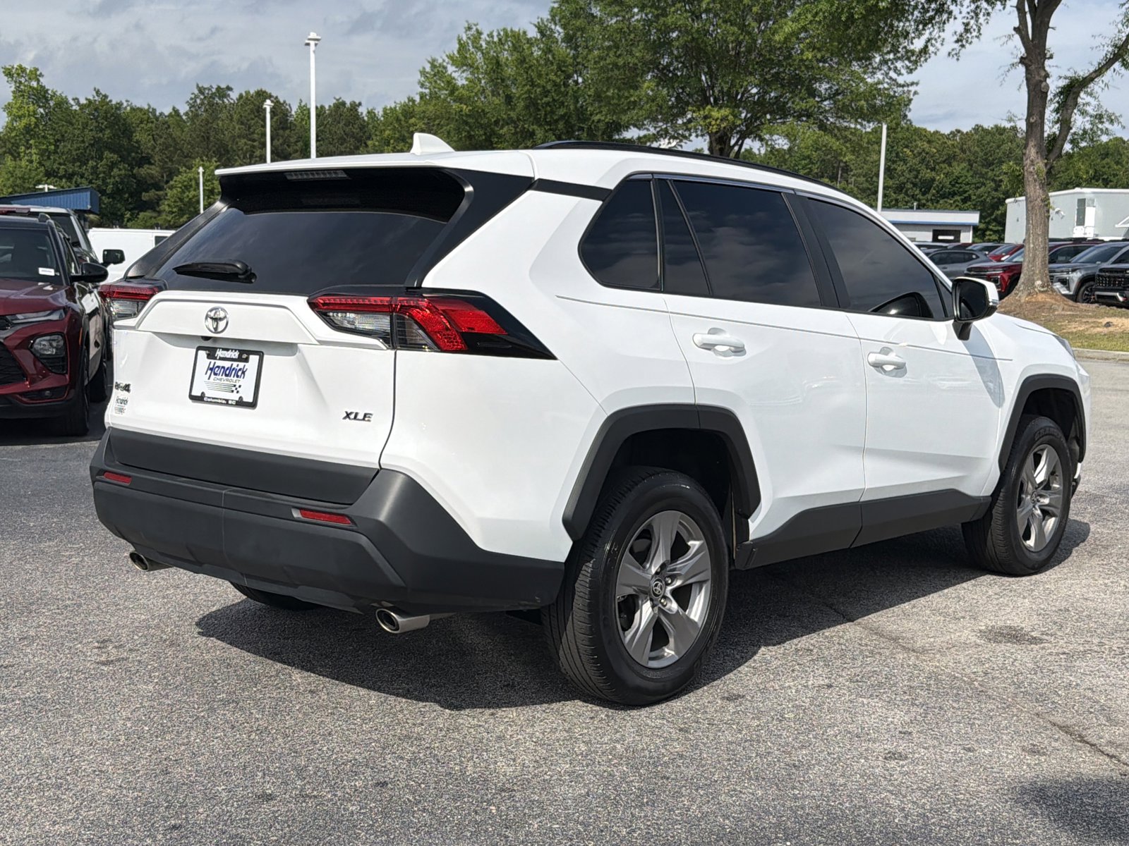 Used 2023 Toyota RAV4 XLE w/ Convenience Package FWD image 12