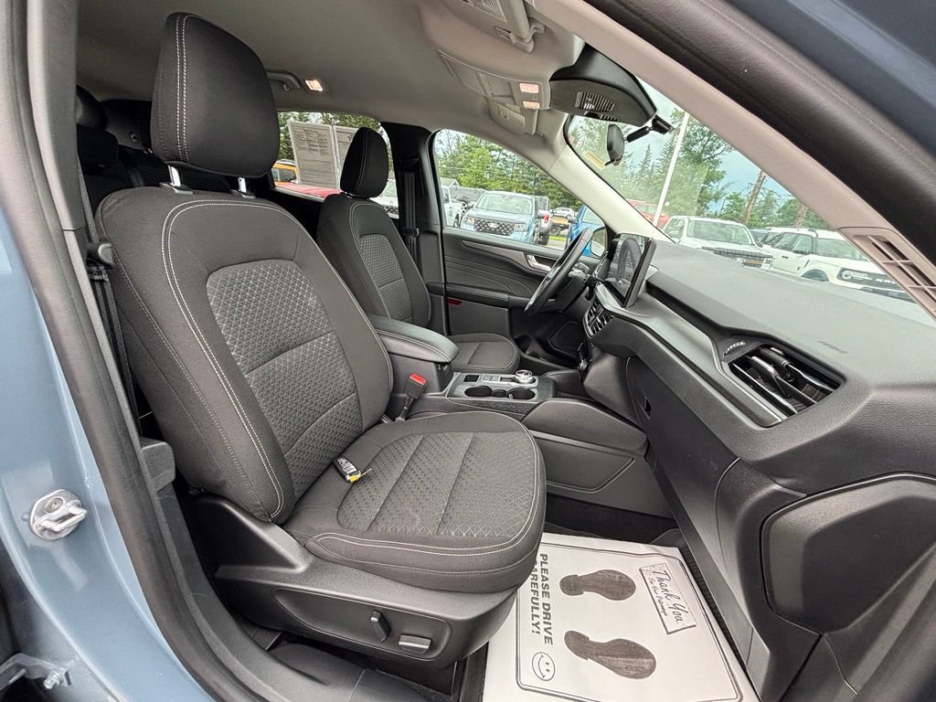 Used 2023 Ford Escape Active w/ Tech Pack #2 AWD/4WD image 18