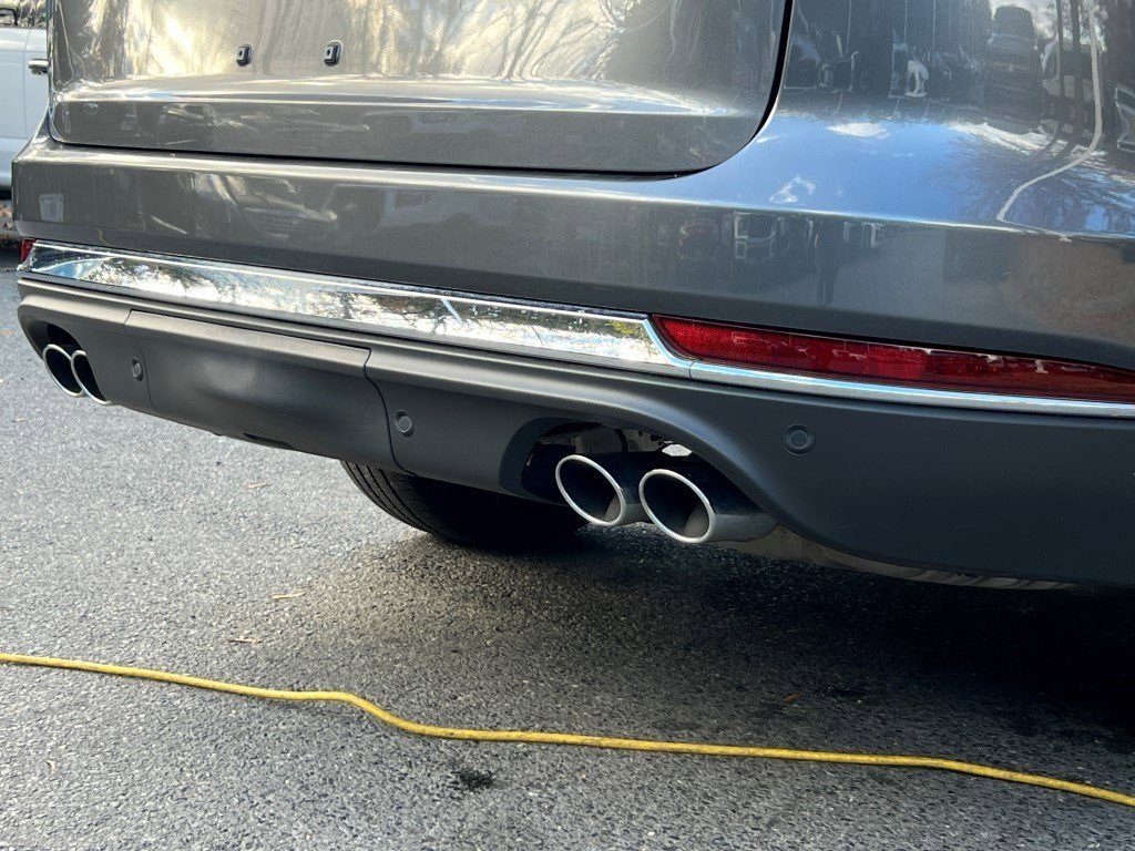 Certified 2023 Lincoln Aviator AWD w/ Elements Package image 6