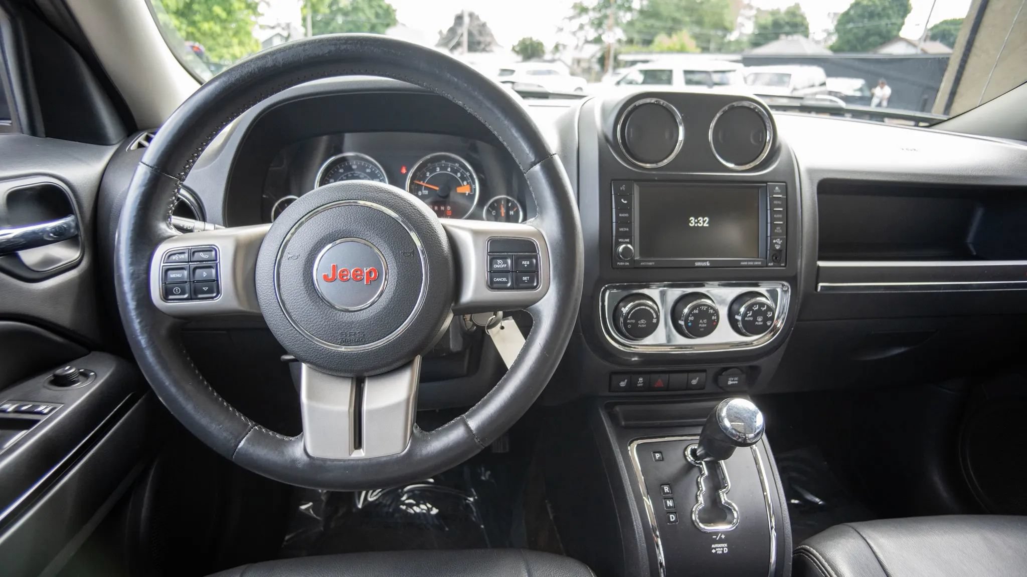 Used 2015 Jeep Patriot Limited w/ Sun/Sound Group AWD/4WD image 20