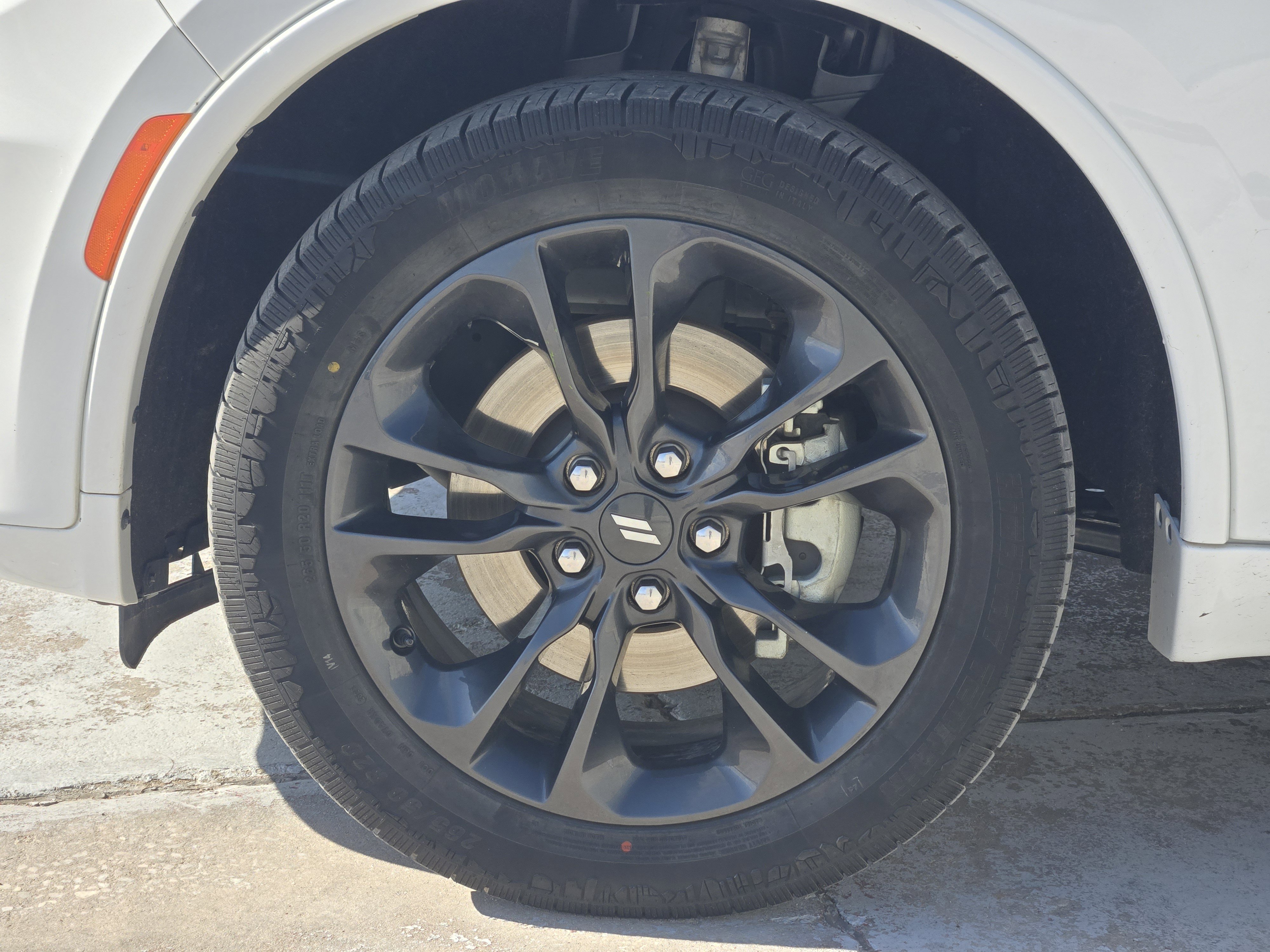 Used 2023 Dodge Durango SXT w/ SXT Blacktop Group image 14