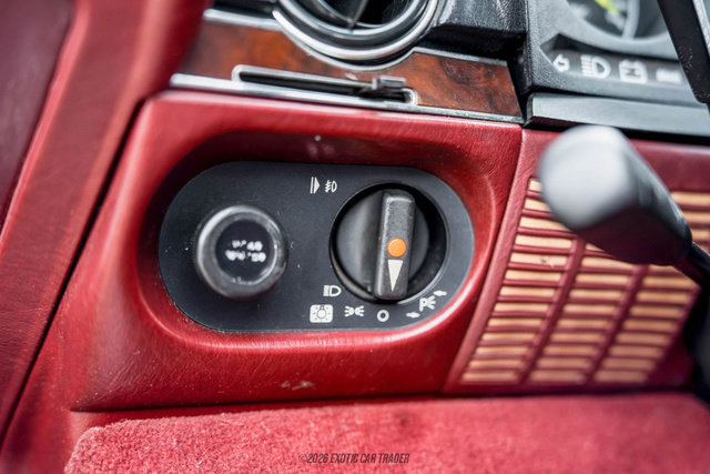 Used 1988 Mercedes-Benz 560 SL image 38