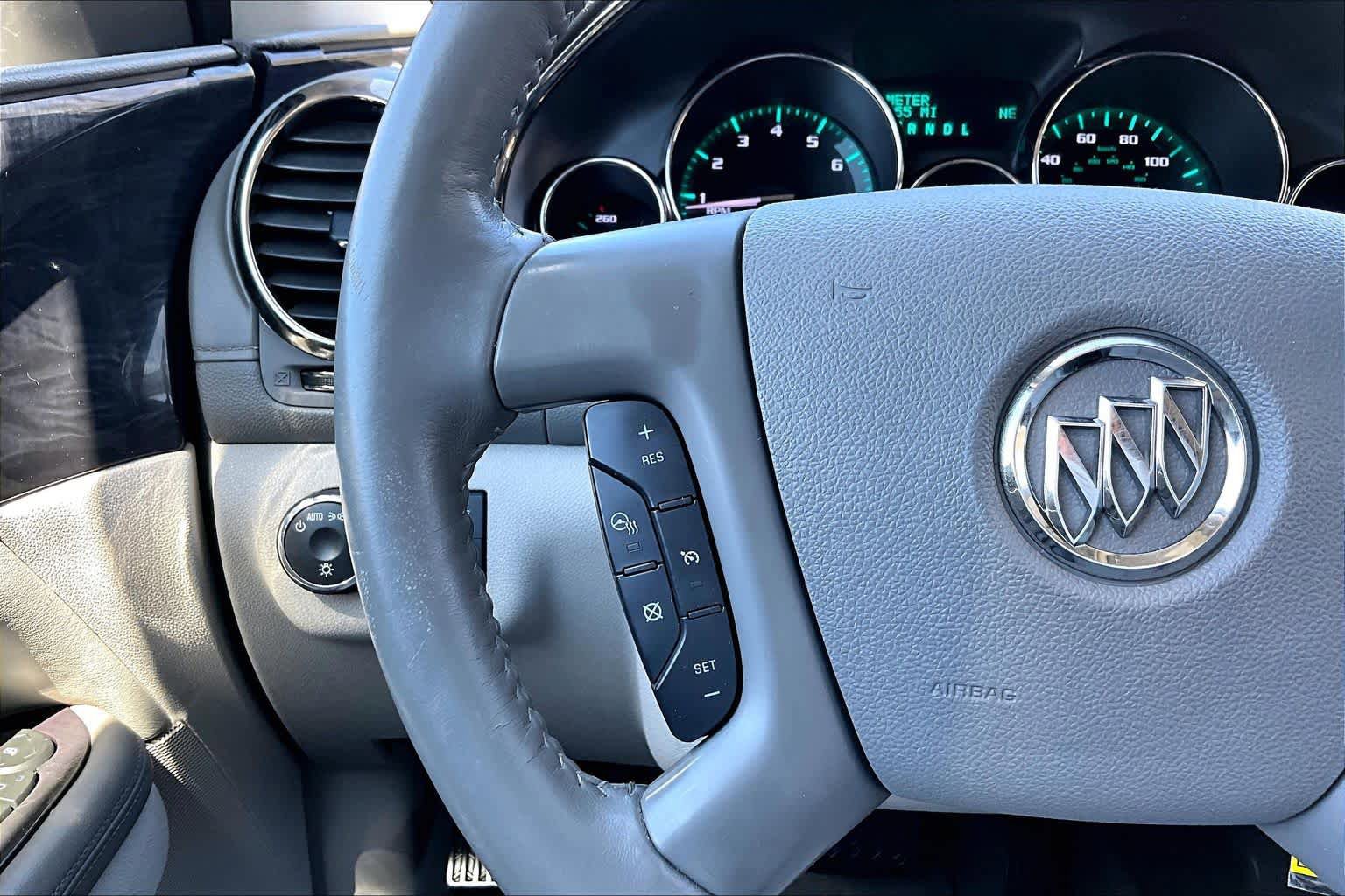 Used 2016 Buick Enclave Premium AWD/4WD image 24