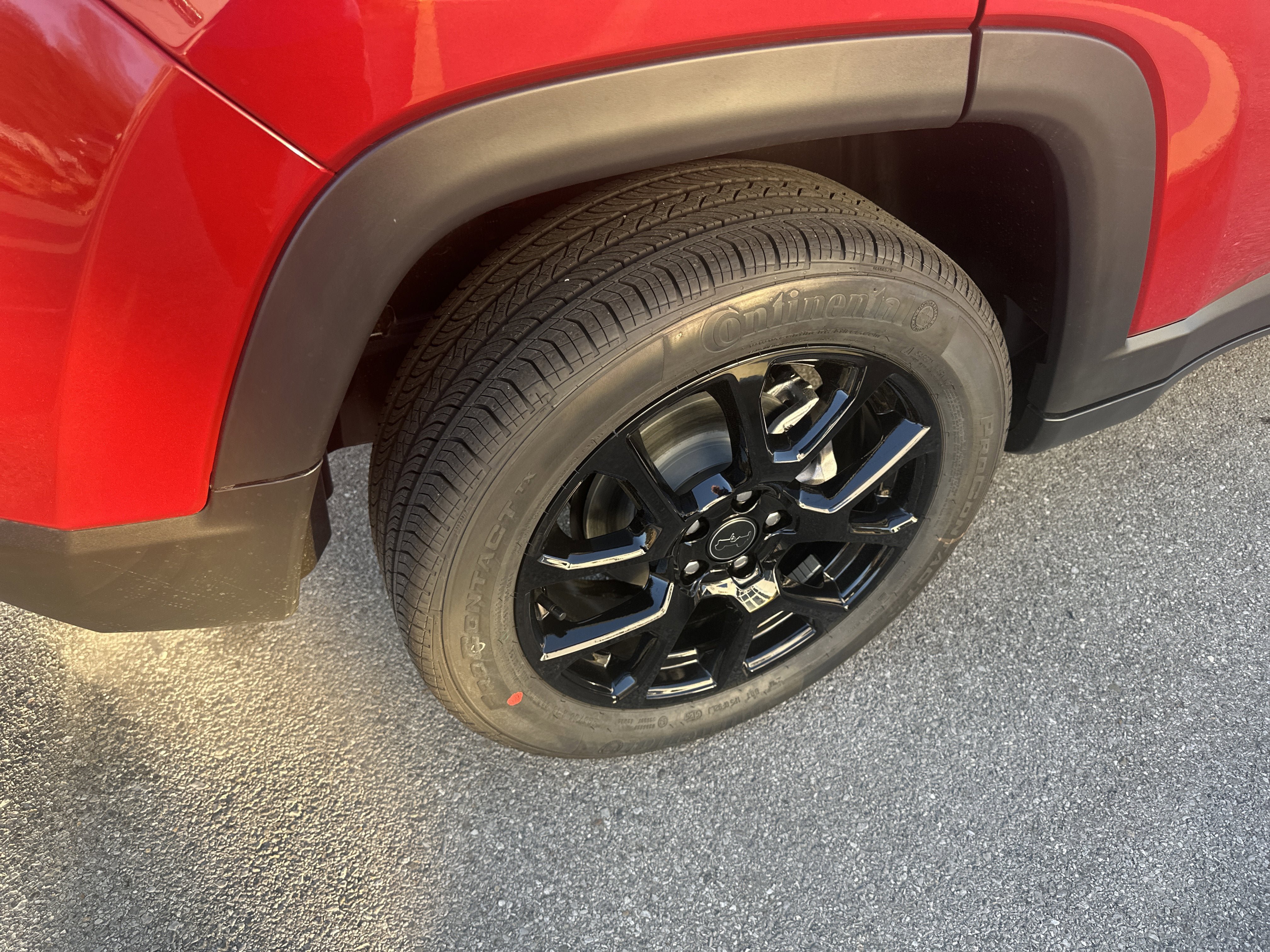 New 2026 Jeep Compass Latitude AWD/4WD image 24