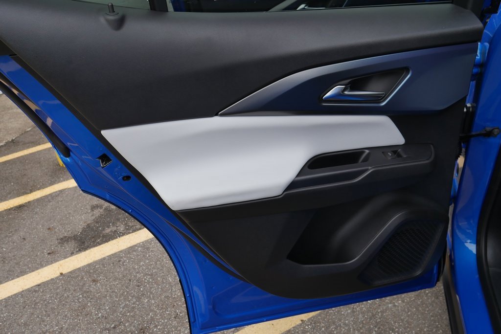 New 2026 Chevrolet Equinox EV LT image 33