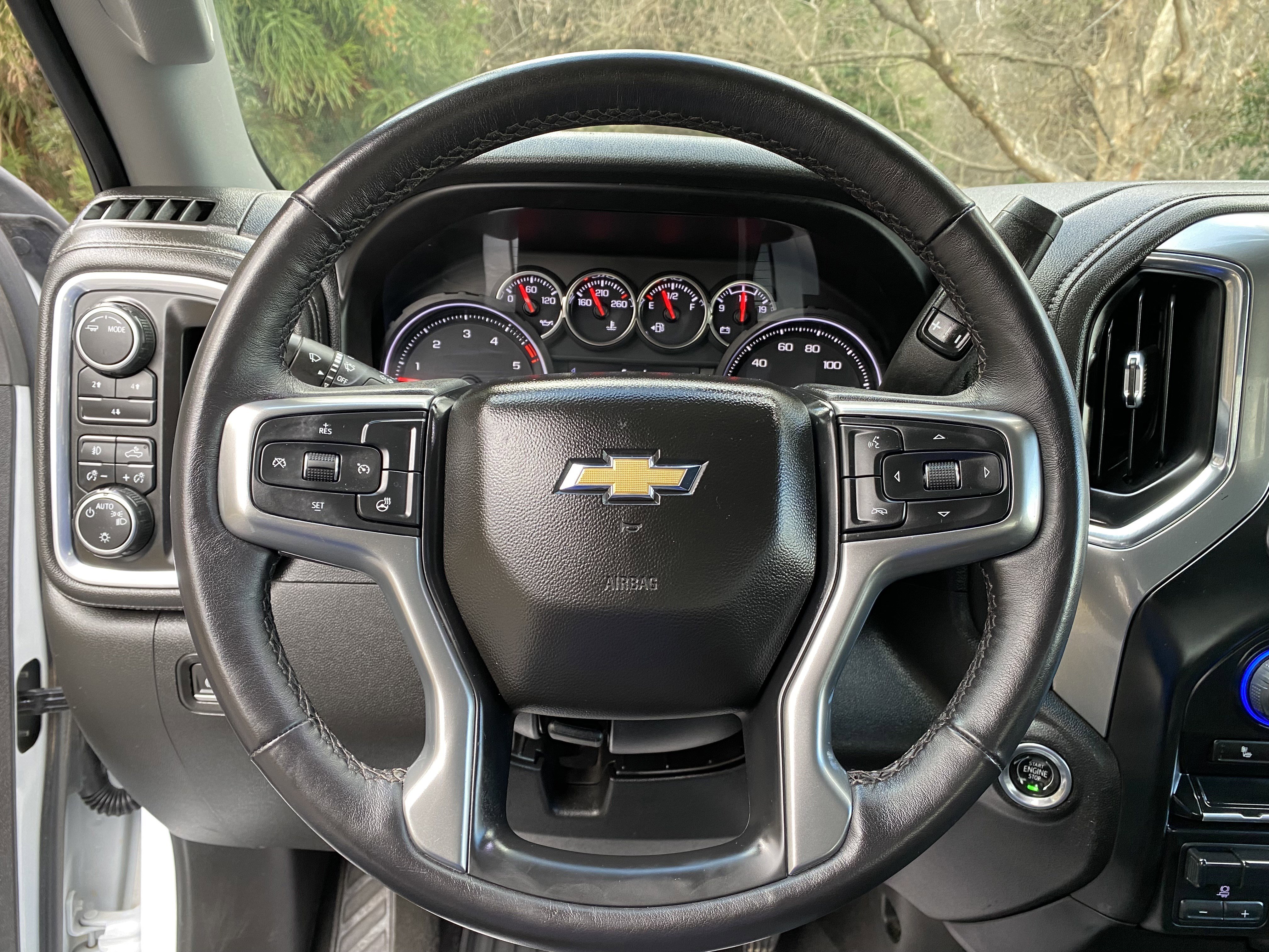 Used 2022 Chevrolet Silverado 2500 LT w/ Convenience Package image 16