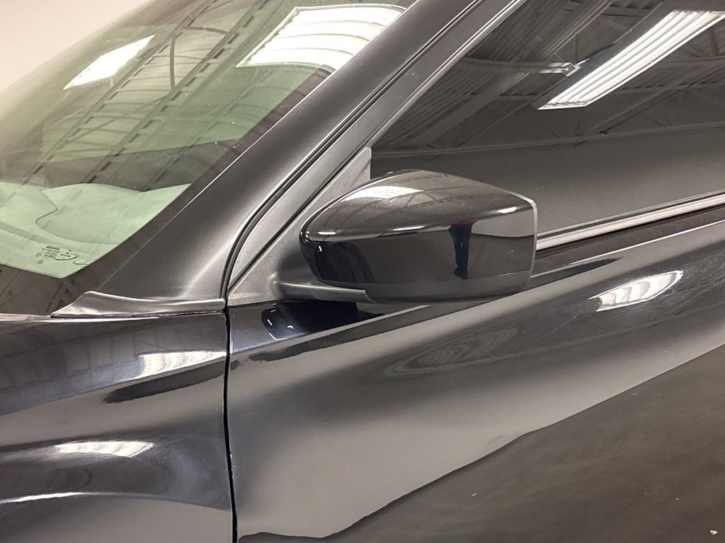 Used 2023 Nissan Kicks SV FWD image 12