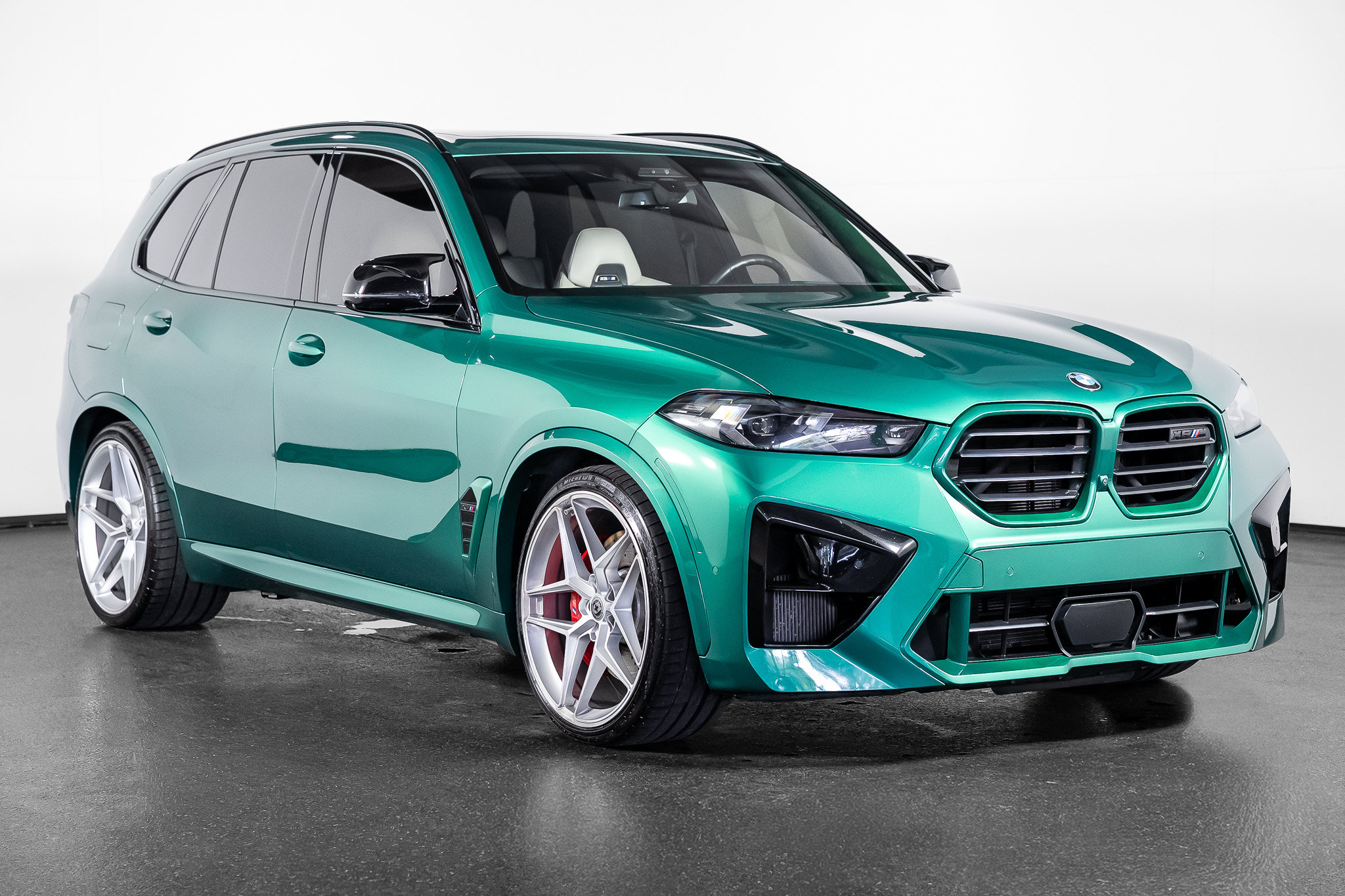 Used 2024 BMW X5 M Competition w/ Executive Package AWD/4WD image 37
