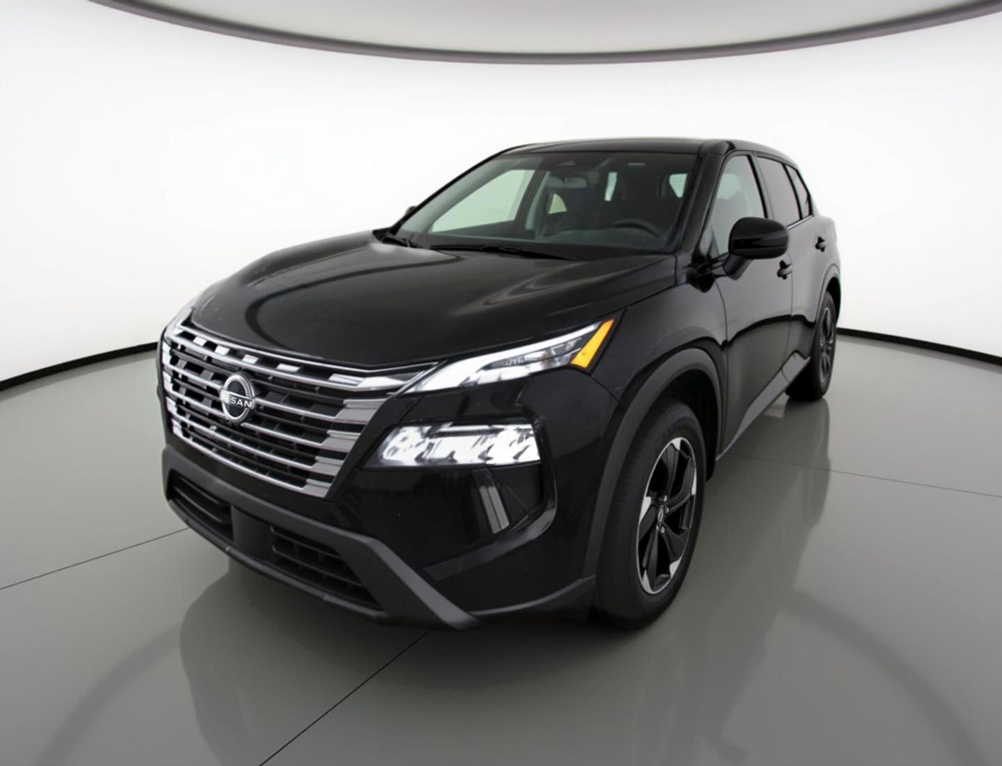 Used 2025 Nissan Rogue SV FWD image 3