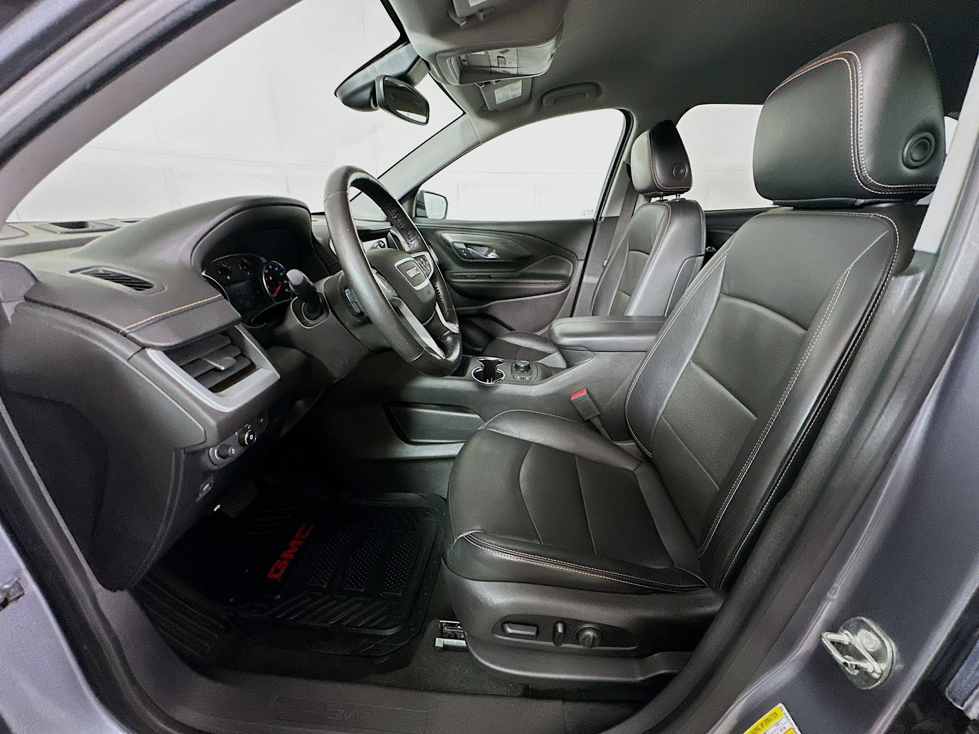 Used 2018 GMC Terrain SLT w/ Preferred Package image 13