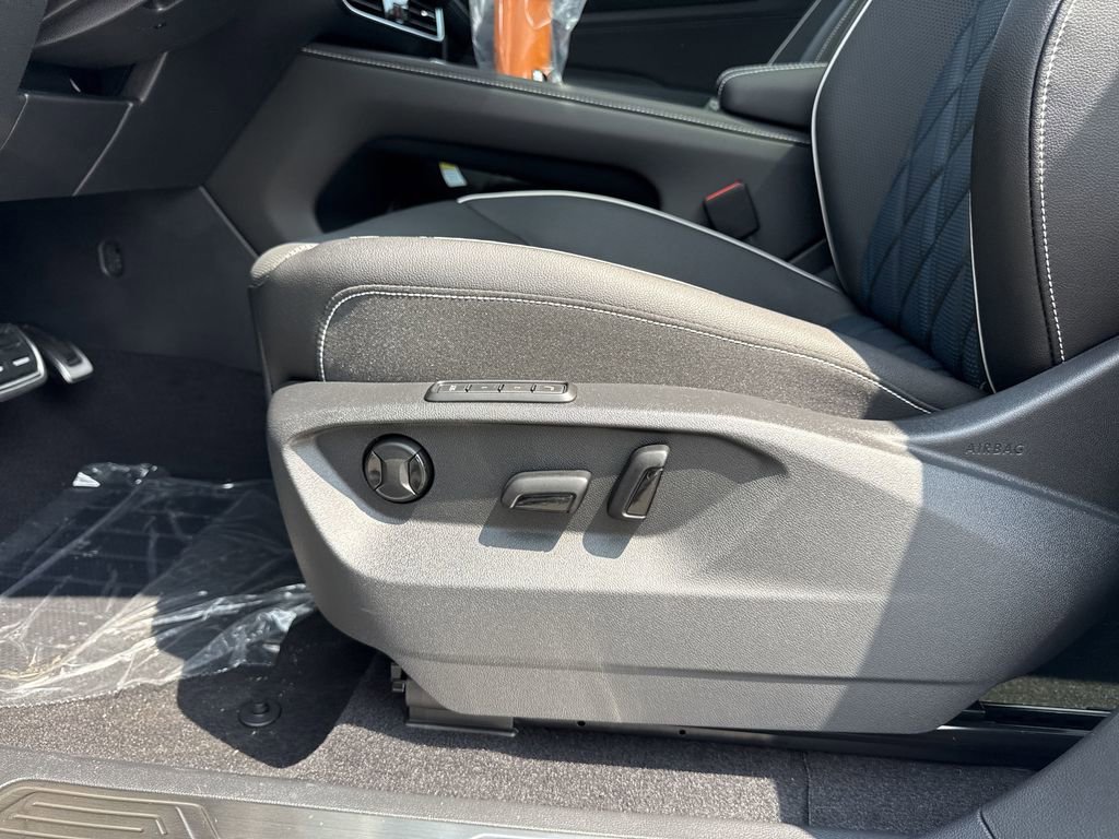 New 2025 Volkswagen Atlas Cross Sport SEL Premium R-Line image 22