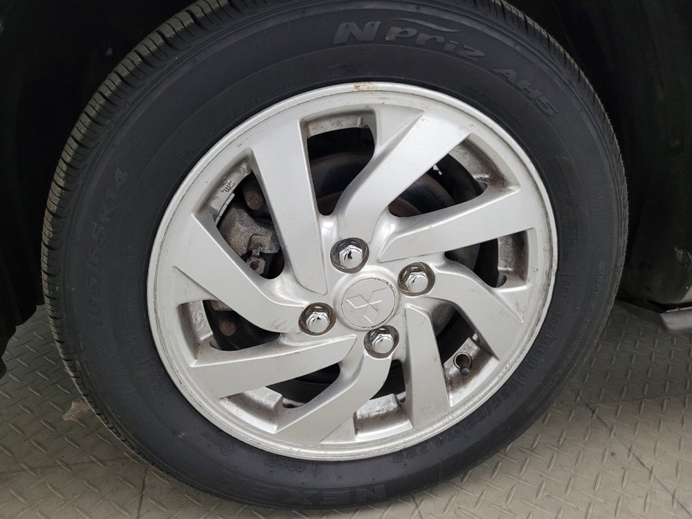 Used 2020 Mitsubishi Mirage G4 ES FWD image 31
