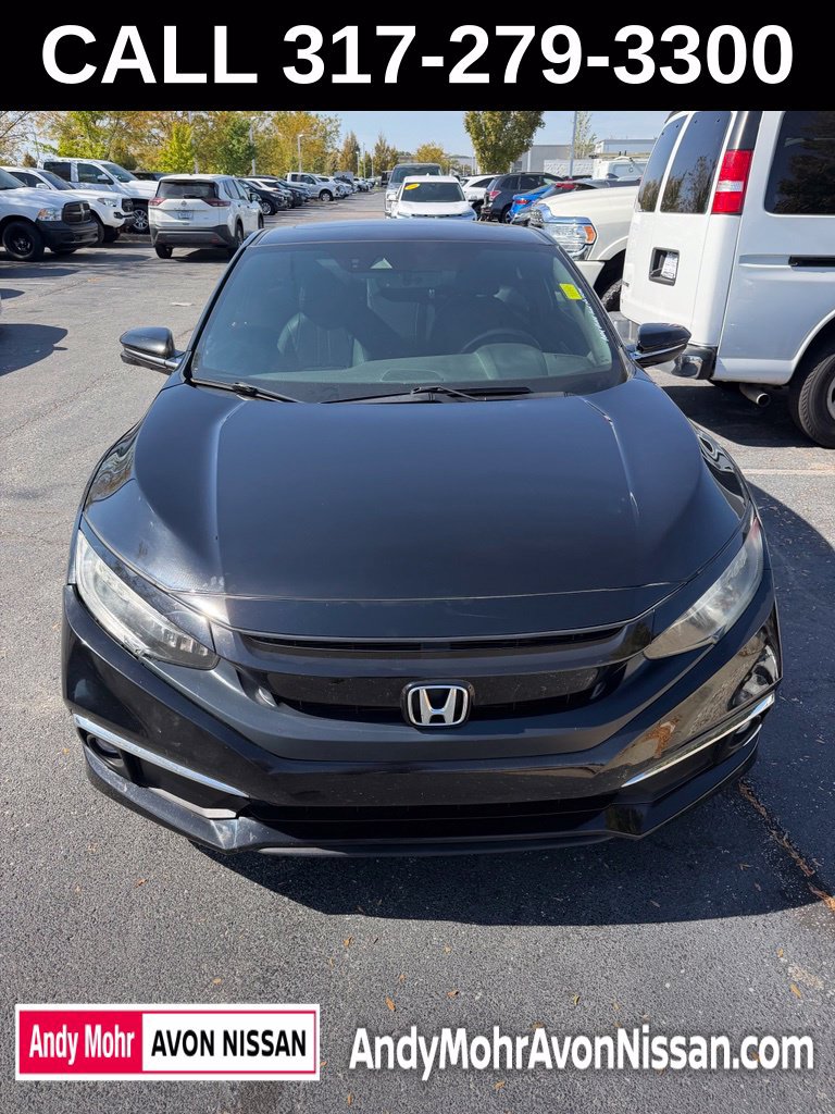 Used 2019 Honda Civic Touring image 2