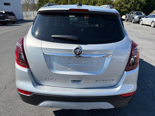 Used 2018 Buick Encore Preferred image 9