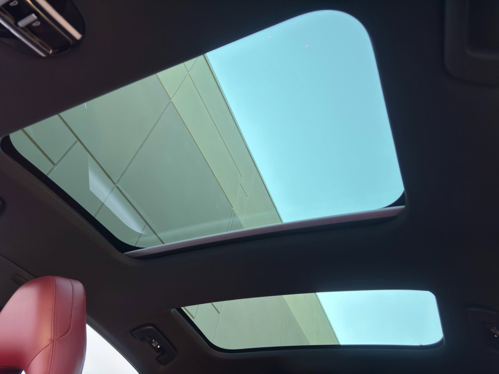 Used 2021 Porsche Panamera 4S image 12