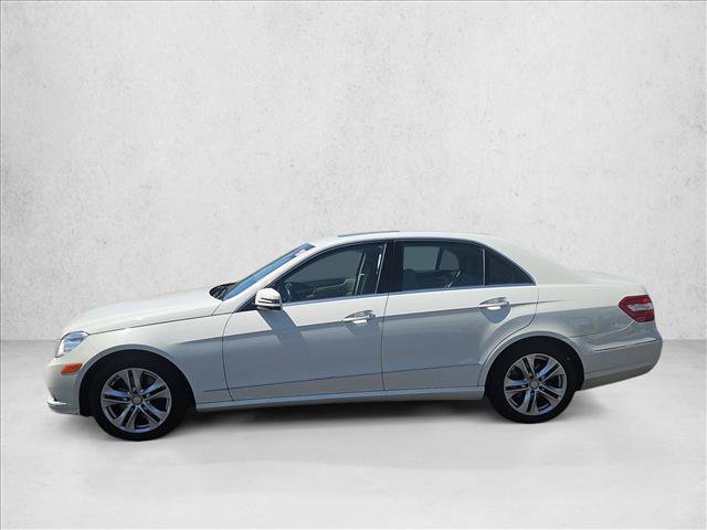 Used 2010 Mercedes-Benz E 350 4MATIC Sedan image 3