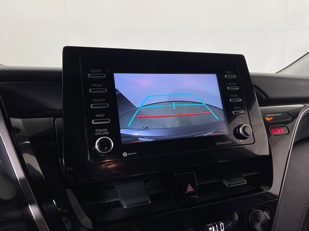 Certified 2022 Toyota Camry SE image 21
