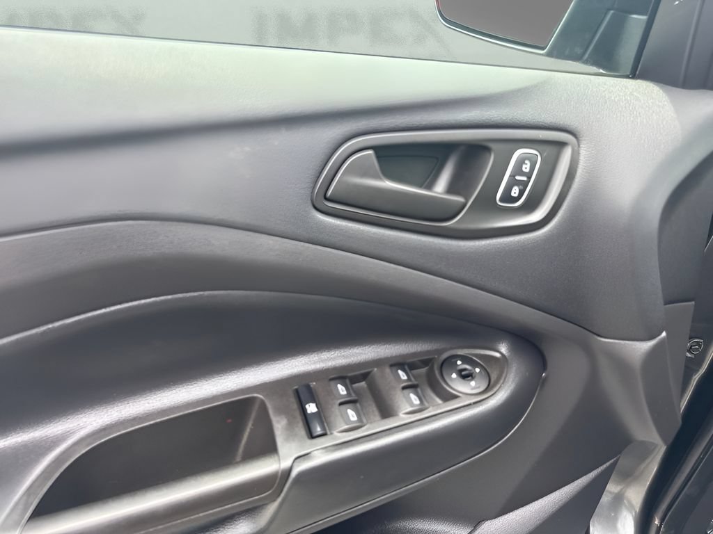 Used 2019 Ford Escape S FWD image 15