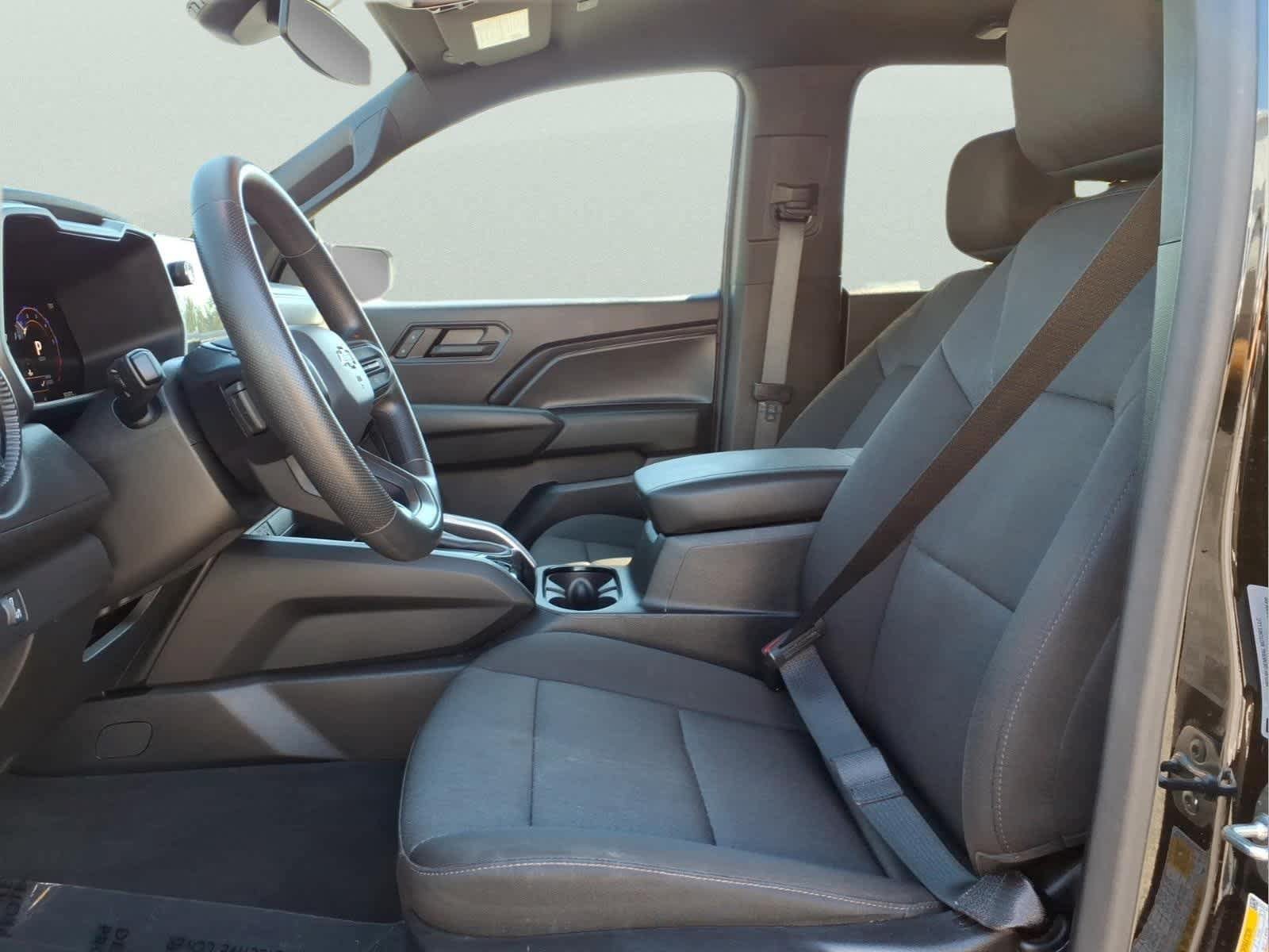 Used 2024 Chevrolet Colorado Trail Boss w/ Technology Package AWD/4WD image 19